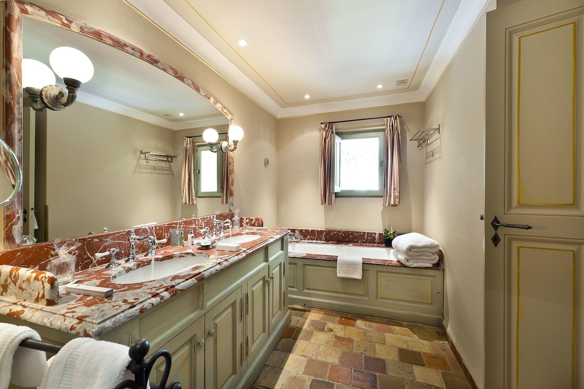 Bastide Saint Antoine - Relais & Chateaux جراس المظهر الخارجي الصورة